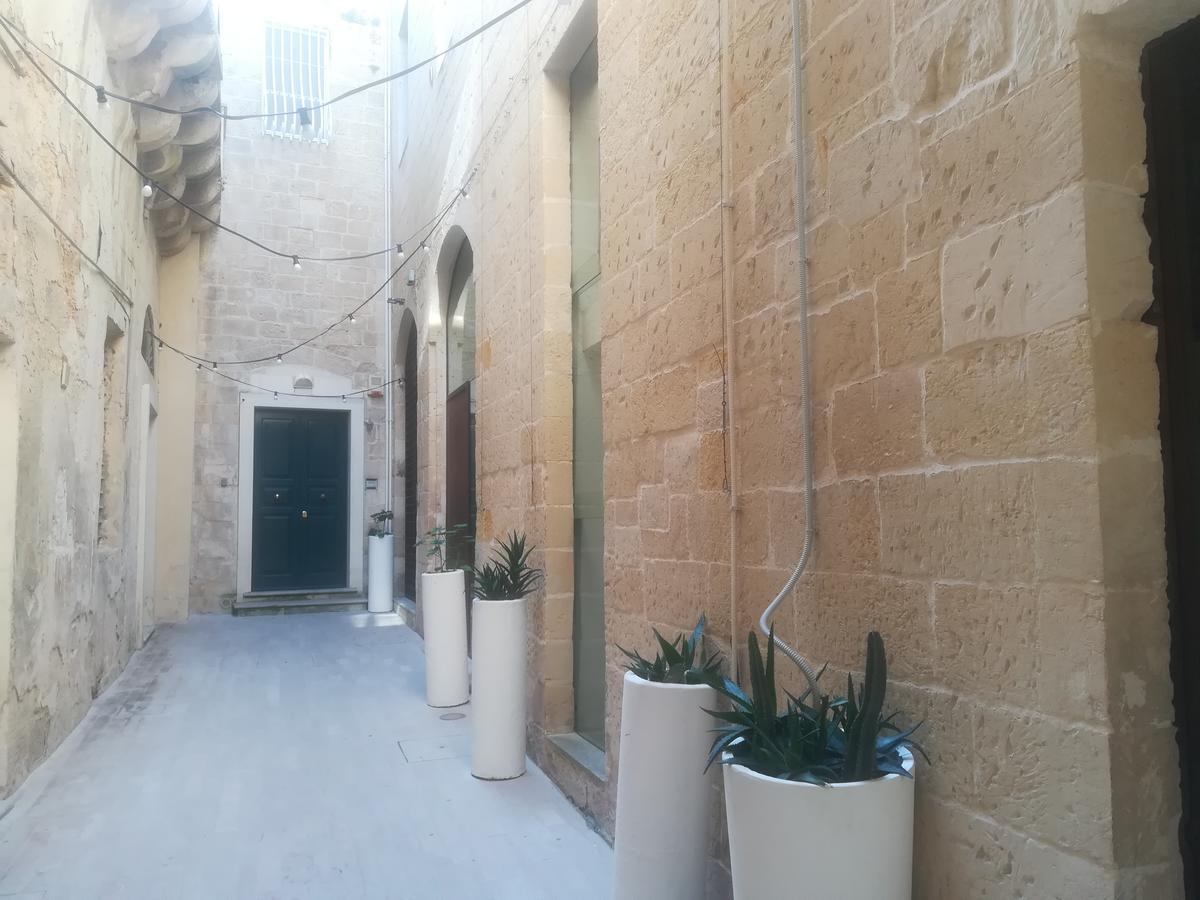 Dimora Dell'Artista Bed & Breakfast Lecce Luaran gambar