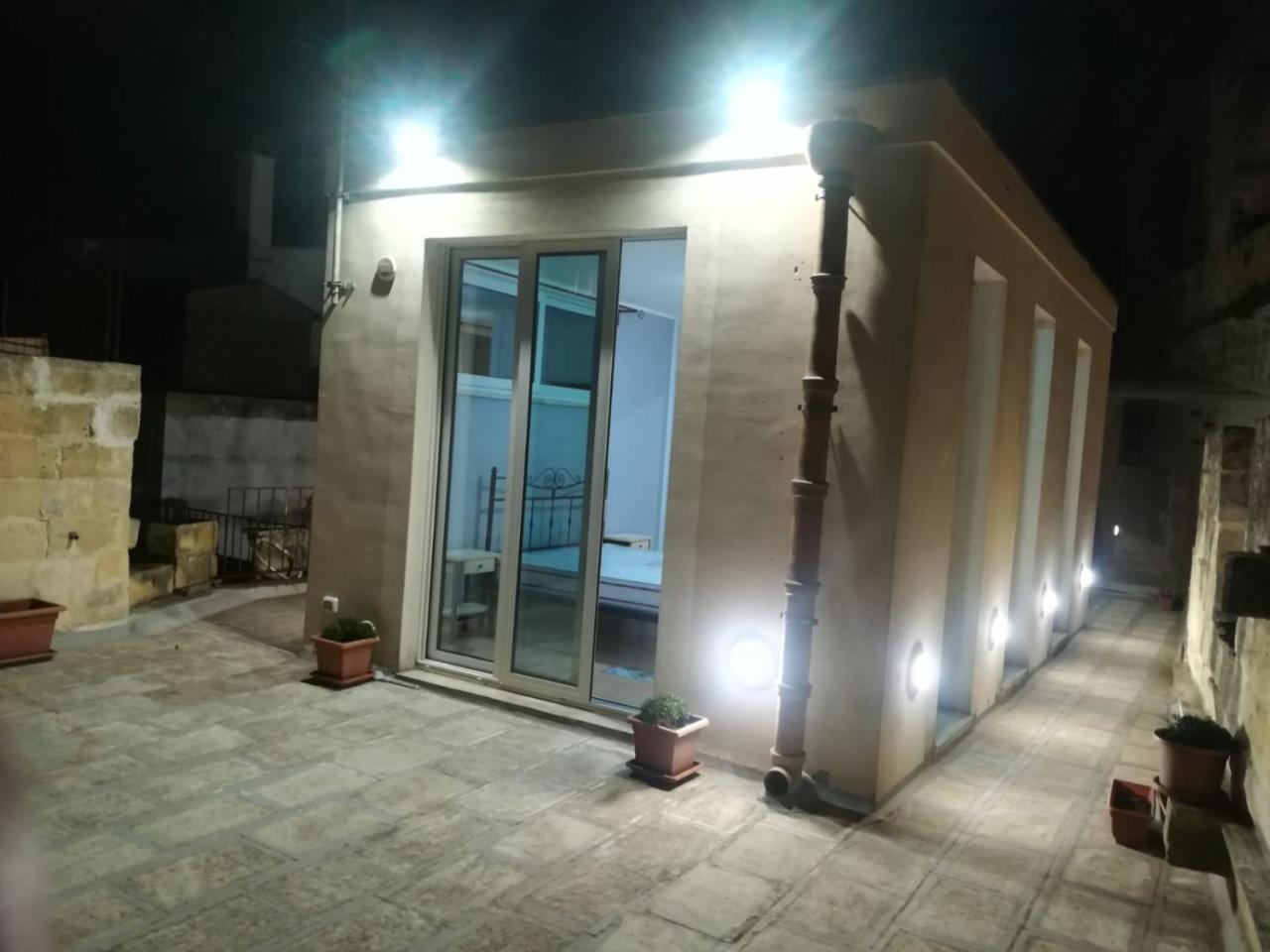 Dimora Dell'Artista Bed & Breakfast Lecce Luaran gambar